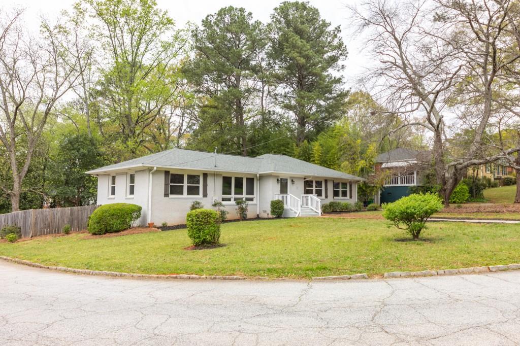 2105 Cloverdale Dr., Atlanta, GA 30316