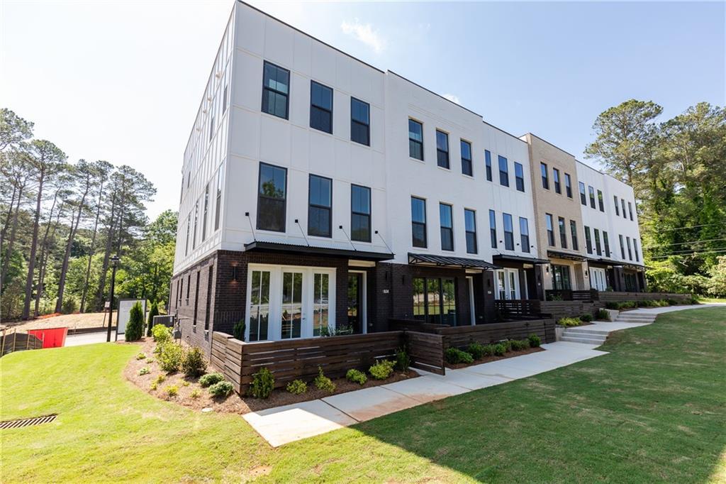 846 Constellation Dr. #13, Decatur, GA 30033