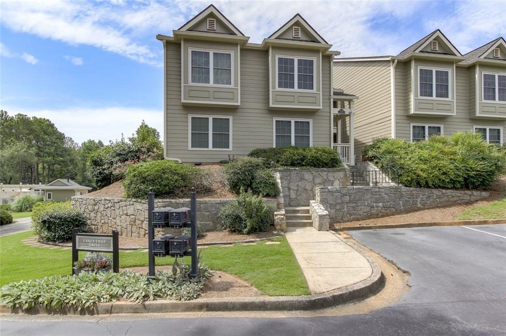 14 Lakes Edge Dr., Smyrna, GA 30080