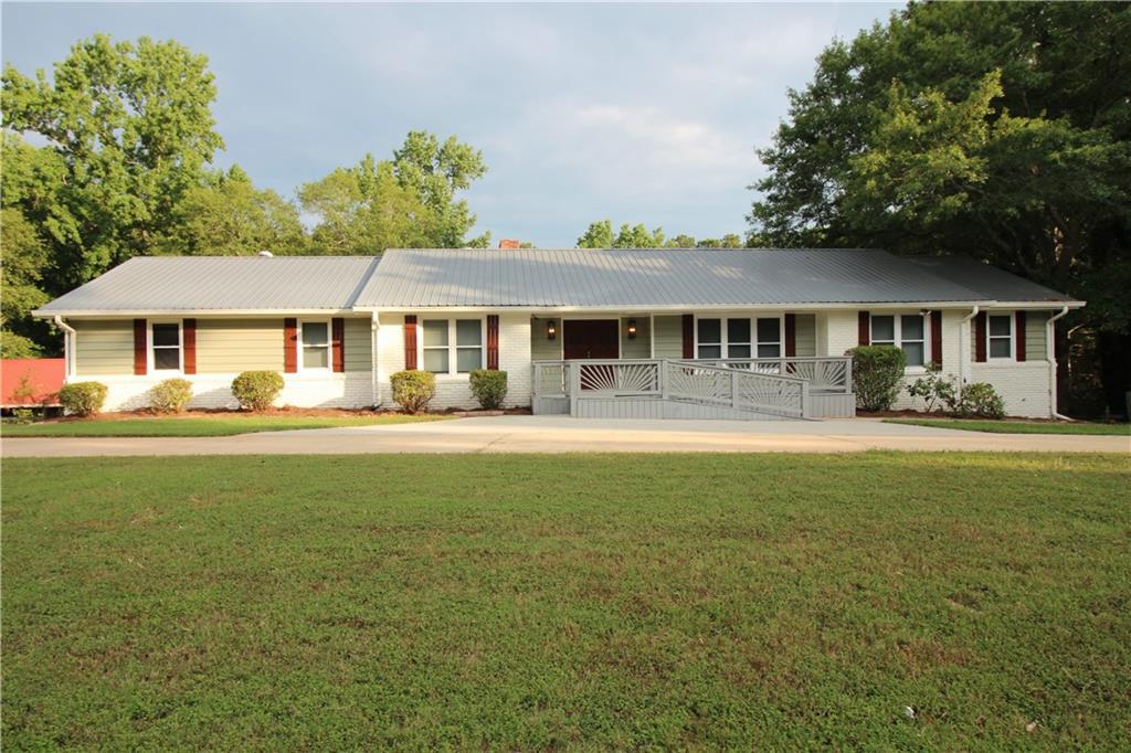 3232 Jack Russell Run, Lilburn, GA 30047