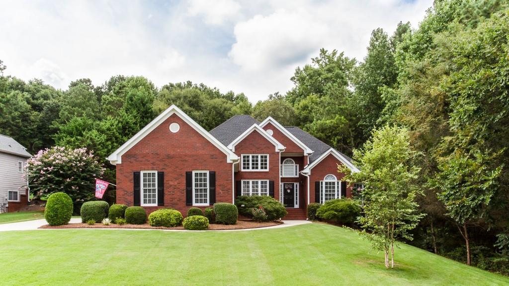 7515 Greens Mill Dr., Loganville, GA 30052