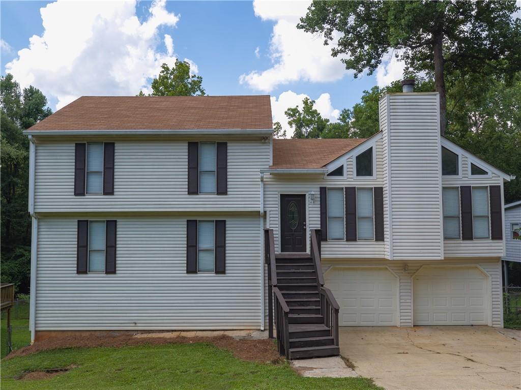 2363 Tapanzee Ln., Lawrenceville, GA 30044