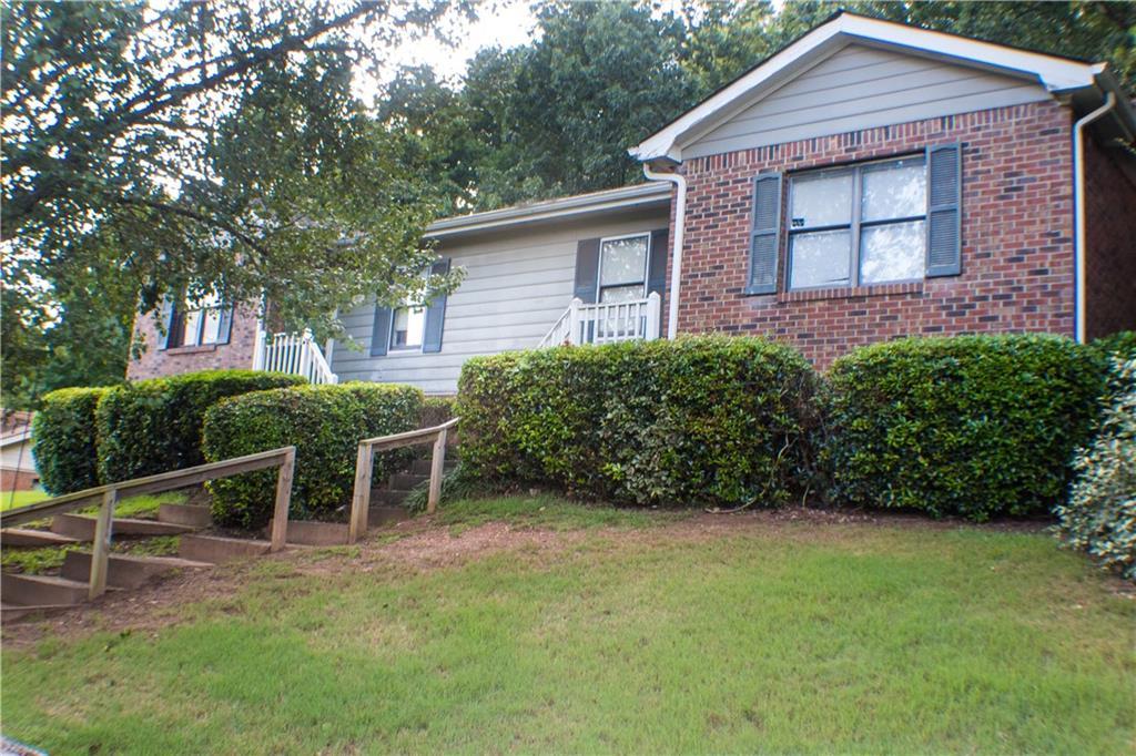 3175 Sarah Lou Dr., Snellville, GA 30078