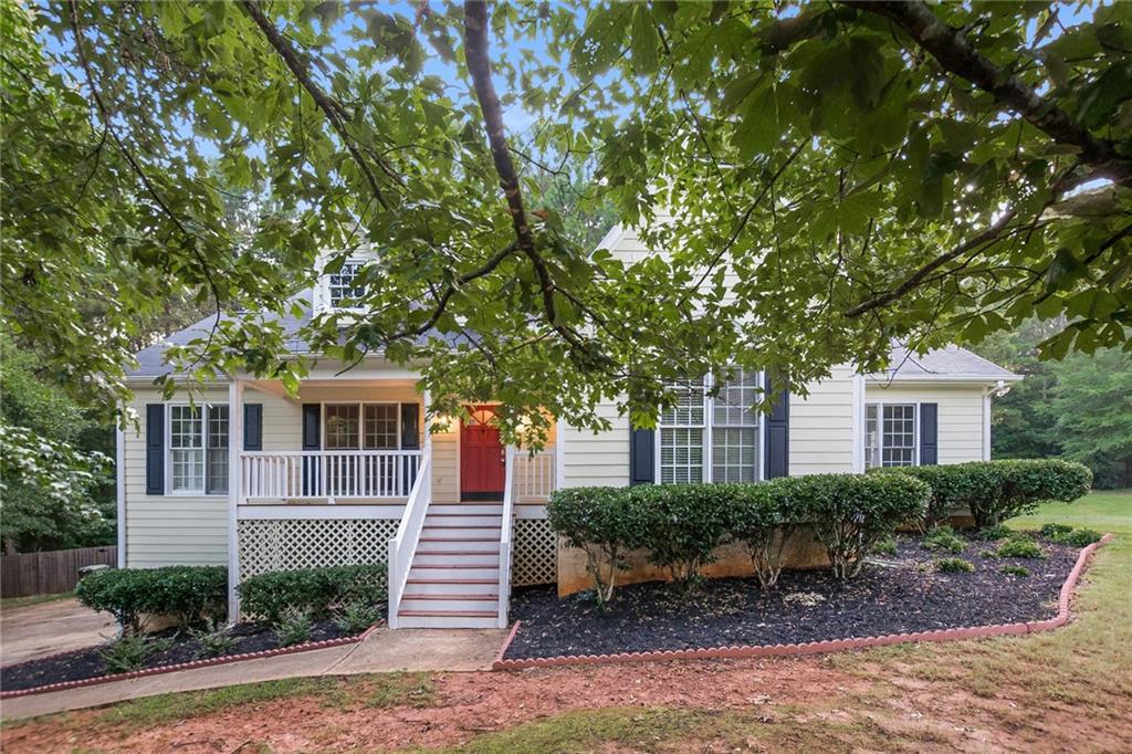 339 Warrenton Dr., Douglasville, GA 30134