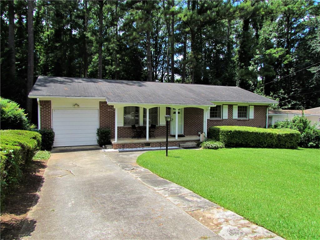 2893 Fantasy Ln., Decatur, GA 30033