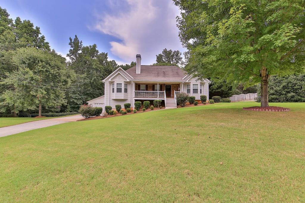 250 Riverbend Tr., Douglasville, GA 30134