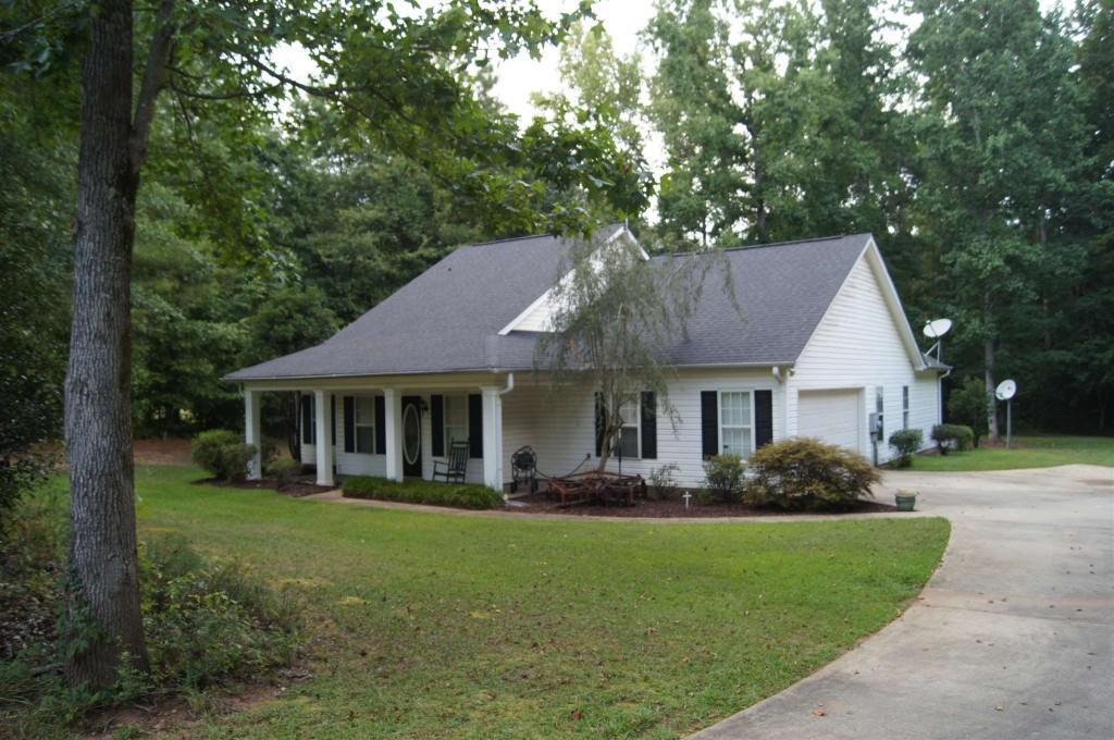 254 Beaver Chase Ln., Gay, GA 30218