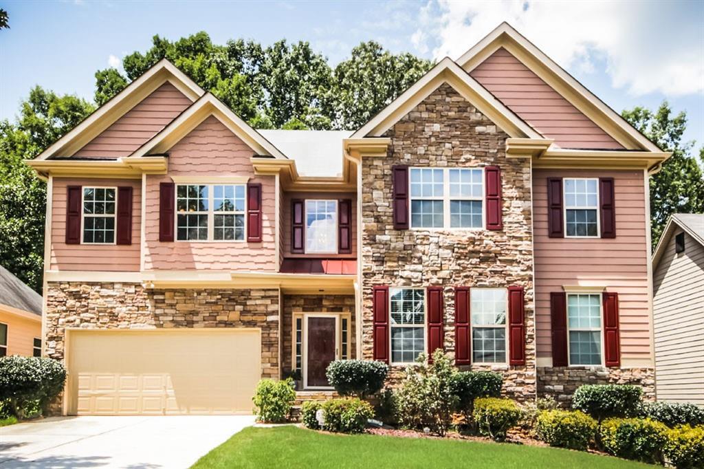 7829 The Lakes Dr., Fairburn, GA 30213