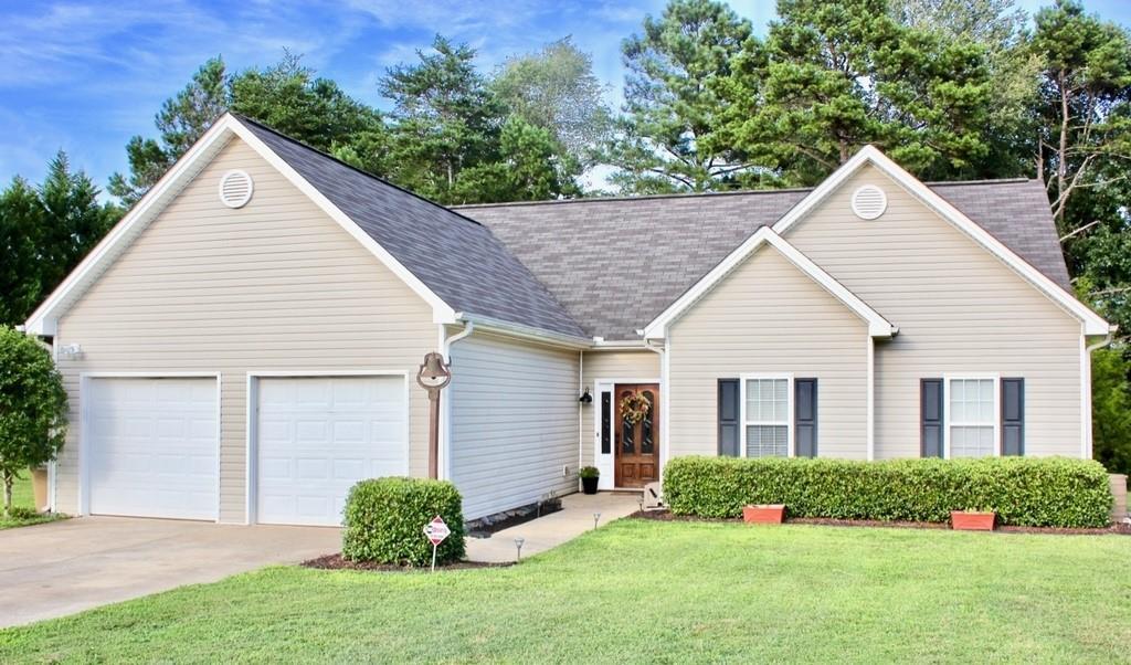 8210 Kara Dr., Gainesville, GA 30506