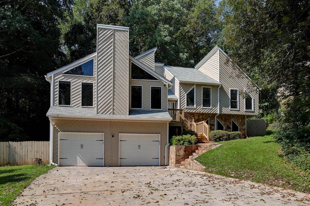 16 Latimer Ln., Kennesaw, GA 30144