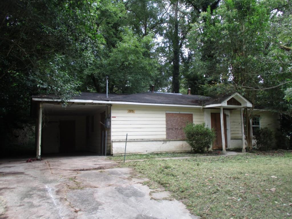 1019 Valley View Rd., Atlanta, GA 30315