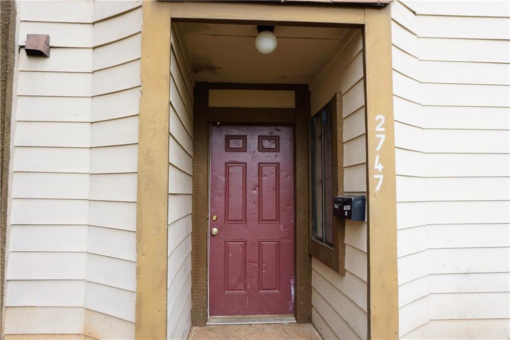 2747 Penwood Pl., Lithonia, GA 30058