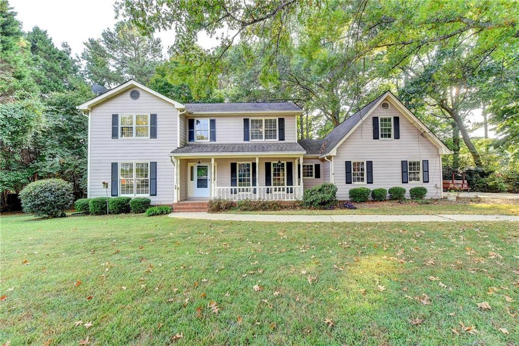 637 Mallory Ct., Stone Mountain, GA 30087