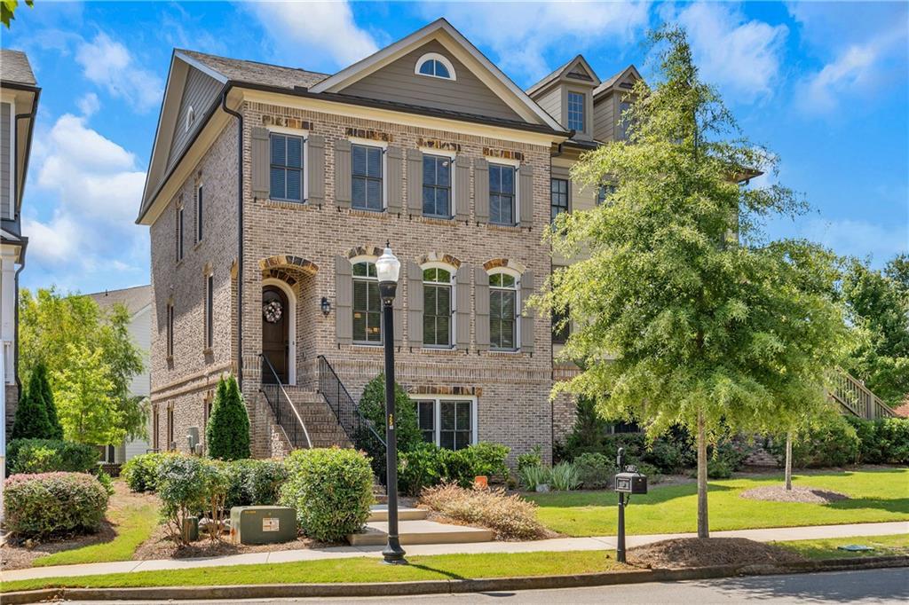 647 Arklow Dr., Milton, GA 30004