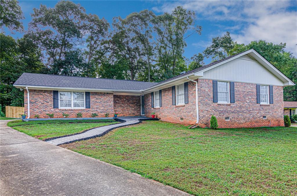 4551 Oakland Ter., Mableton, GA 30126