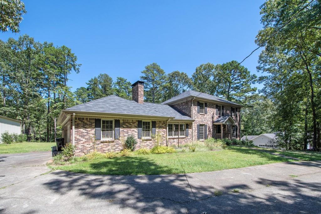 3984 Brenteresa Ct., Snellville, GA 30039