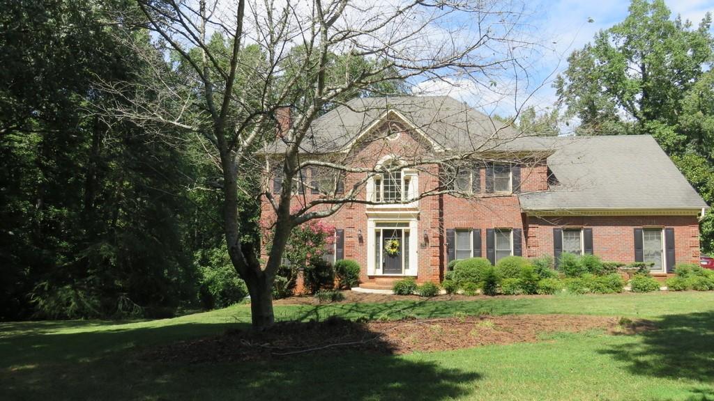 2592 Abbey Ridge Rd., Conyers, GA 30094