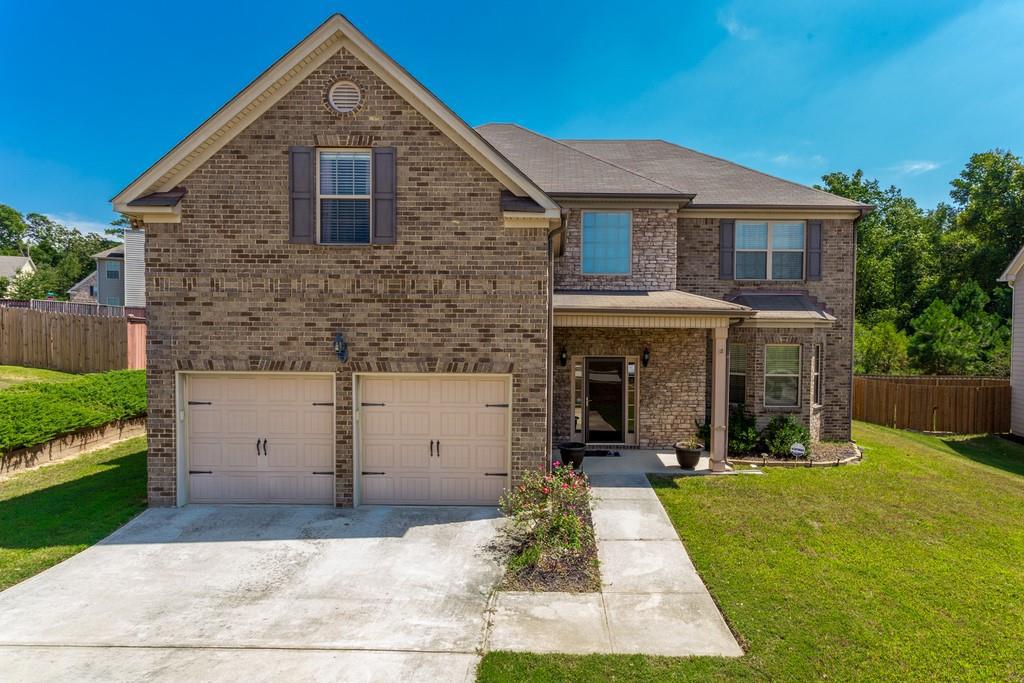 214 Saintvry Path, Atlanta, GA 30349