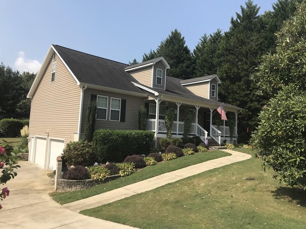 260 Starlyn Dr., Hiram, GA 30141