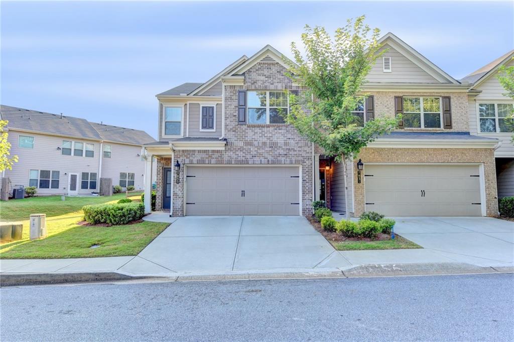 7033 Kingswood Run Dr., Atlanta, GA 30340