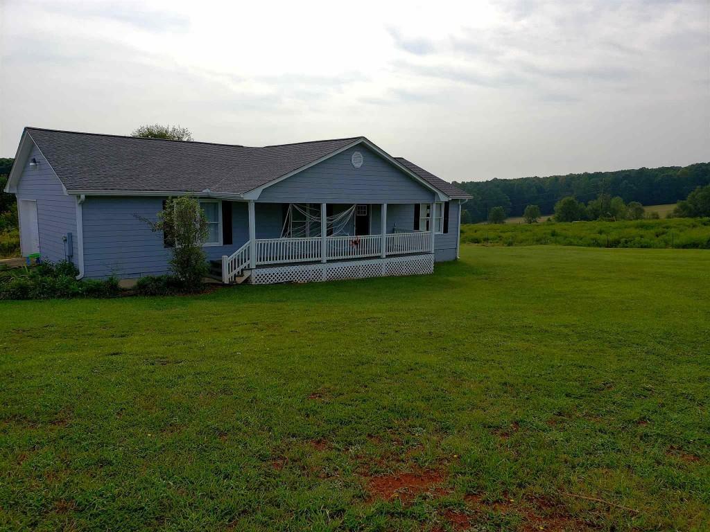 371 Jefferson River Rd., Jefferson, GA 30549