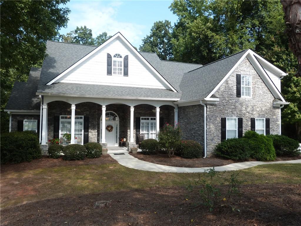 1809 Stephens Ct., Monroe, GA 30656