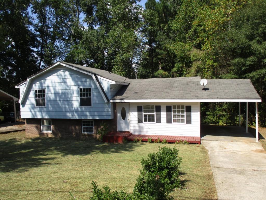 955 Salisbury Tr., Riverdale, GA 30296