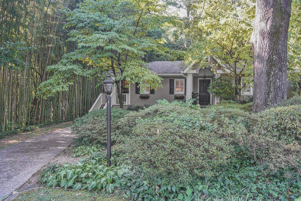 1257 Spring Valley Ln., Atlanta, GA 30306