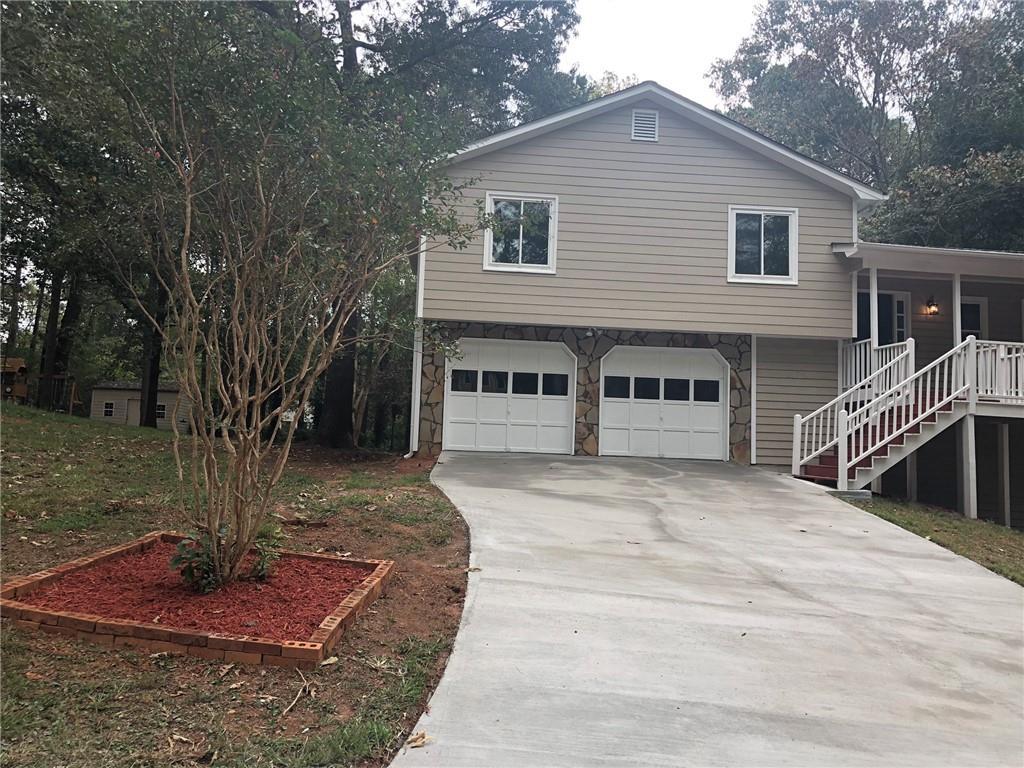 420 Natalie Dr., Lawrenceville, GA 30043