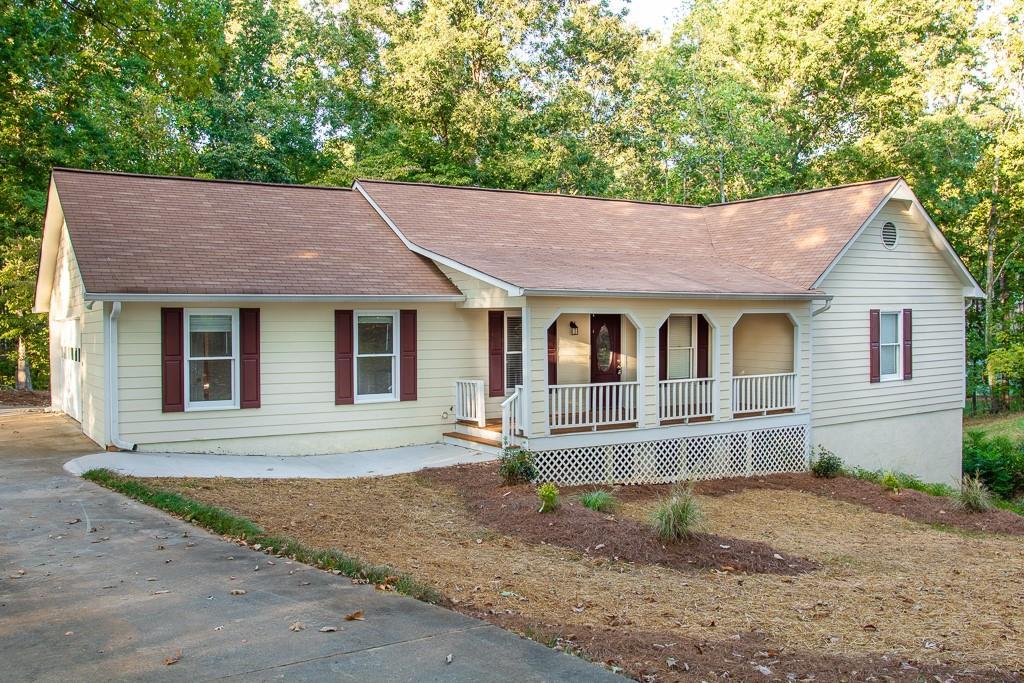 3106 Hidden Pass, Gainesville, GA 30506