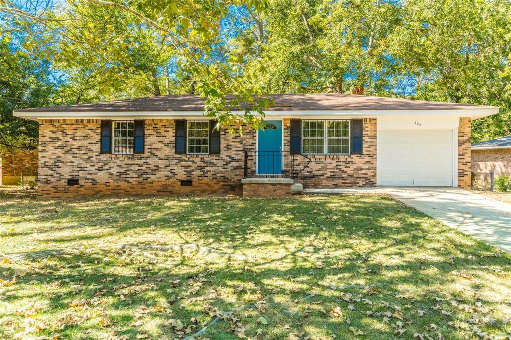 708 Tara Cir., Atlanta, GA 30354