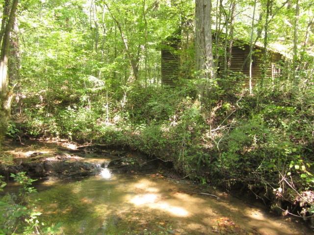 733 Carnes Mill Rd., Talking Rock, GA 30175
