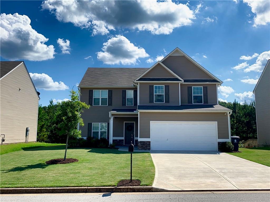 85 Valley Brook Dr., Dallas, GA 30132