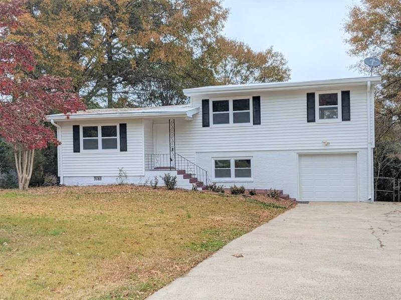 2690 Beechwood Ave., Atlanta, GA 30340