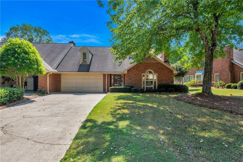 150 Brickleberry Dr., Roswell, GA 30075