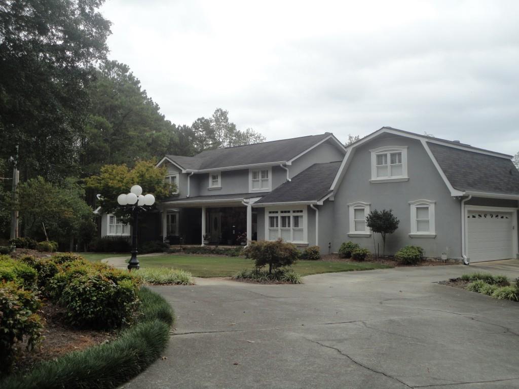 3442 Skyland Dr., Loganville, GA 30052