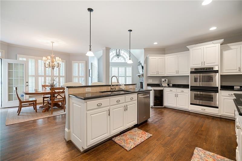 5975 Broadwater Tr., Cumming, GA 30040