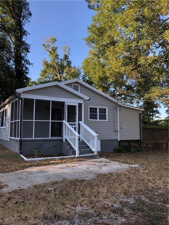 132 County Farm Rd., Jefferson, GA 30549