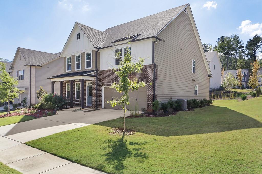 511 Kentwood Rd., Woodstock, GA 30188