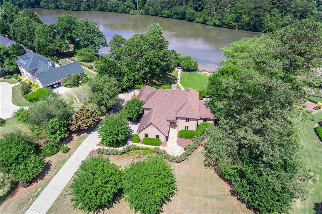 1300 Lakeshore Dr., Snellville, GA 30078