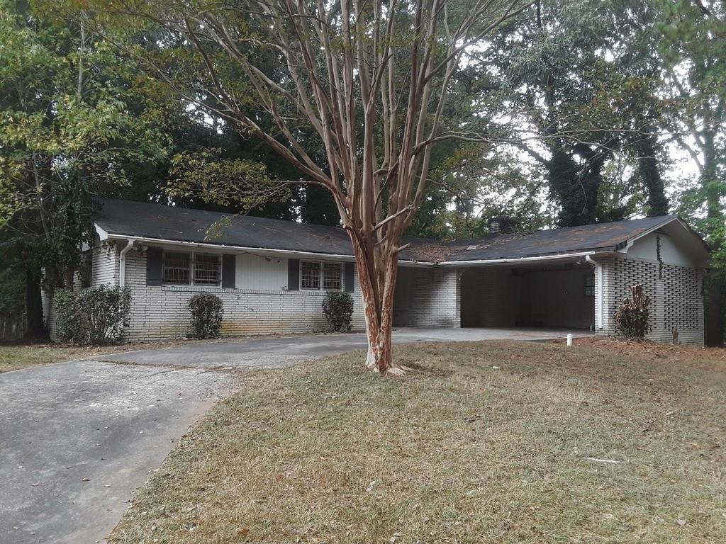 2627 Black Forest Tr., Atlanta, GA 30331