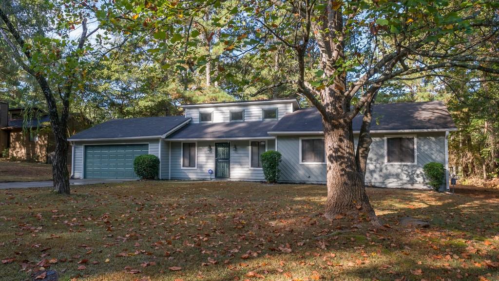 3471 Valley Oaks Rd., Lithonia, GA 30038