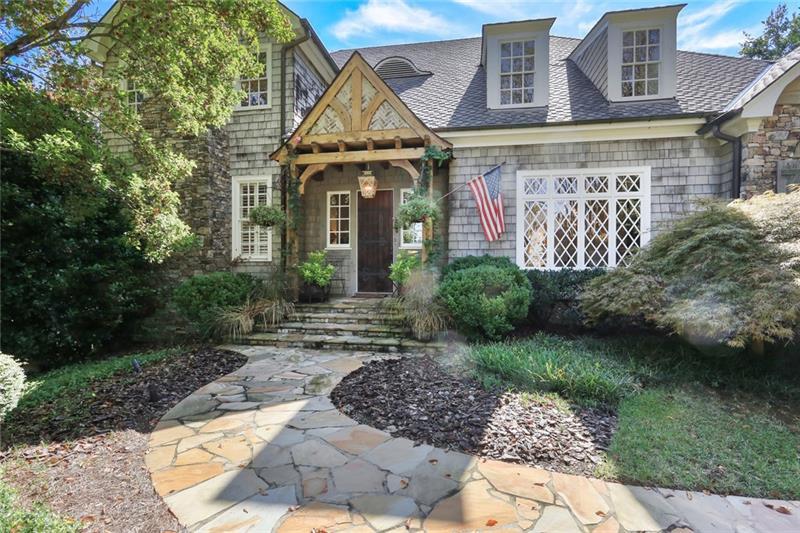 211 Blackland Dr., Atlanta, GA 30342