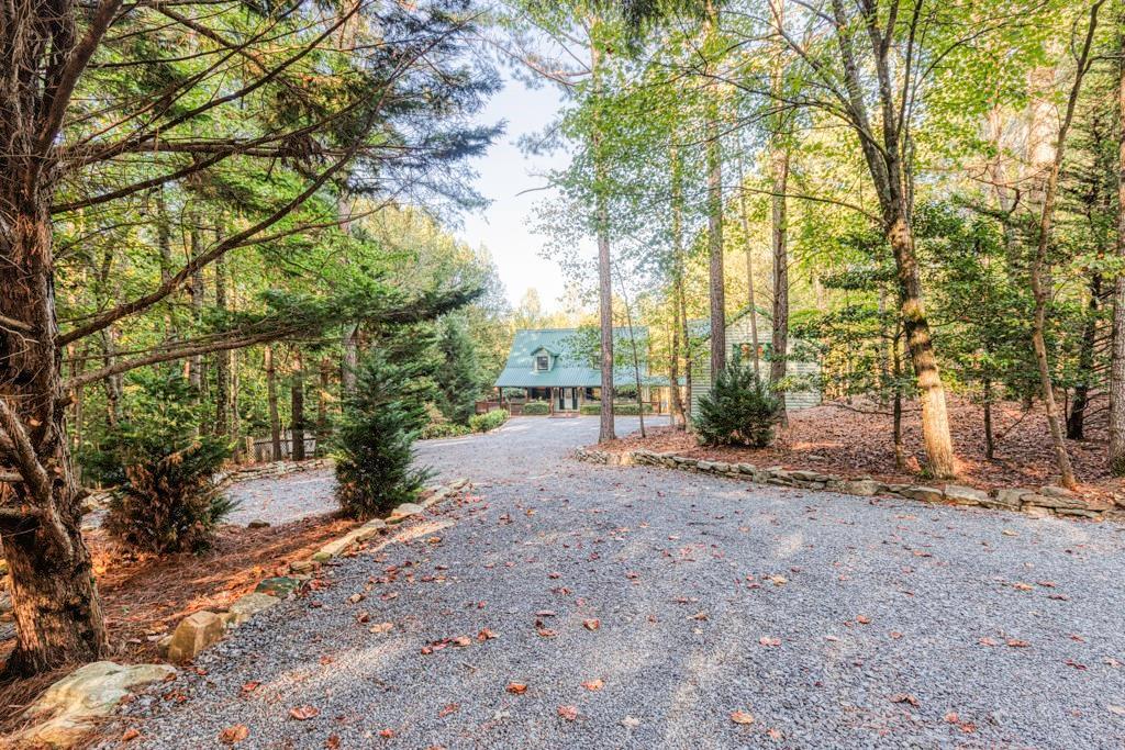 284 Estates Dr., Ellijay, GA 30536