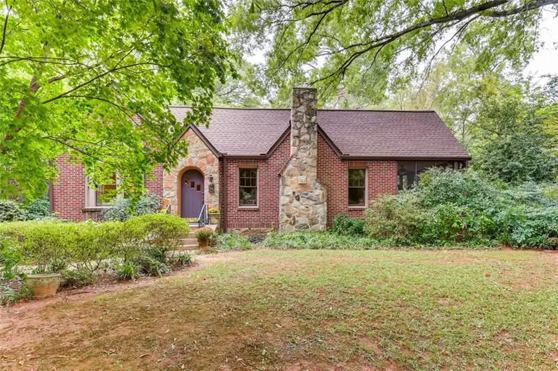 11 Clarendon Pl., Avondale Estates, GA 30002