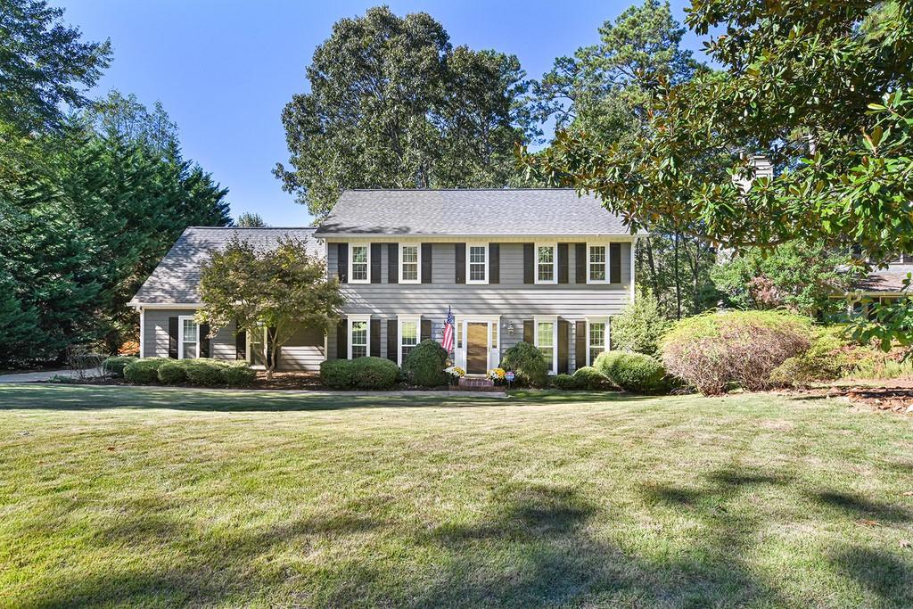 9830 Summer Oaks Dr., Roswell, GA 30076