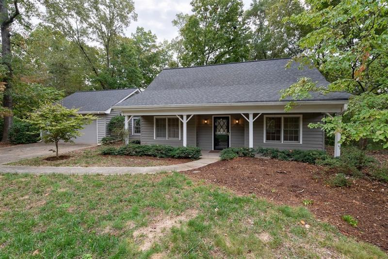 565 Tollwood Dr., Roswell, GA 30075
