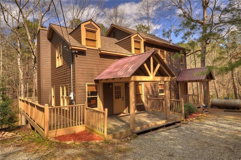 283 Reindeer Ln., Talking Rock, GA 30175