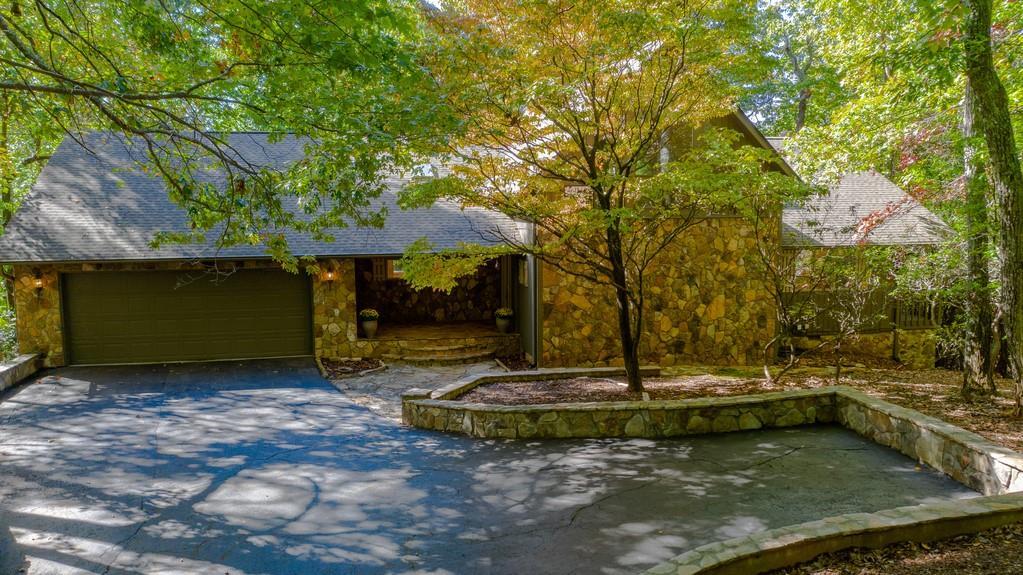 429 Grouse Gap, Big Canoe, GA 30143