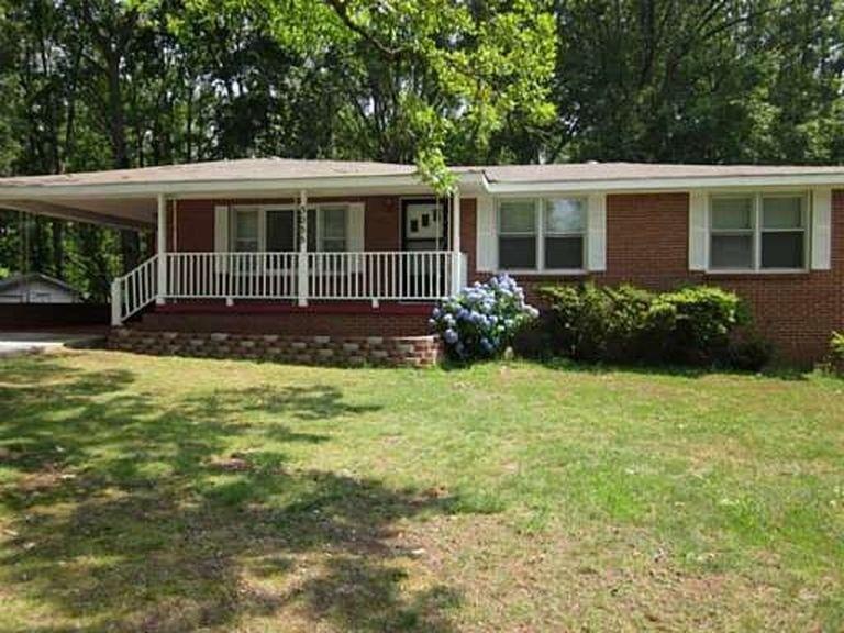 3055 Batesville Rd., Woodstock, GA 30188